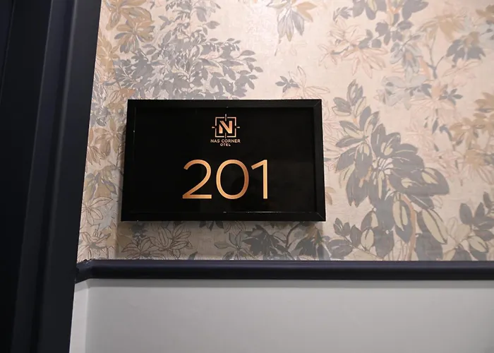Nas Corner Hotel *