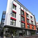 Nas Corner 酒店 *